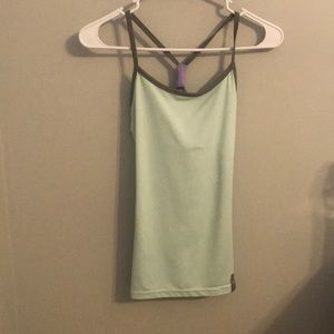 Athletic tank top
